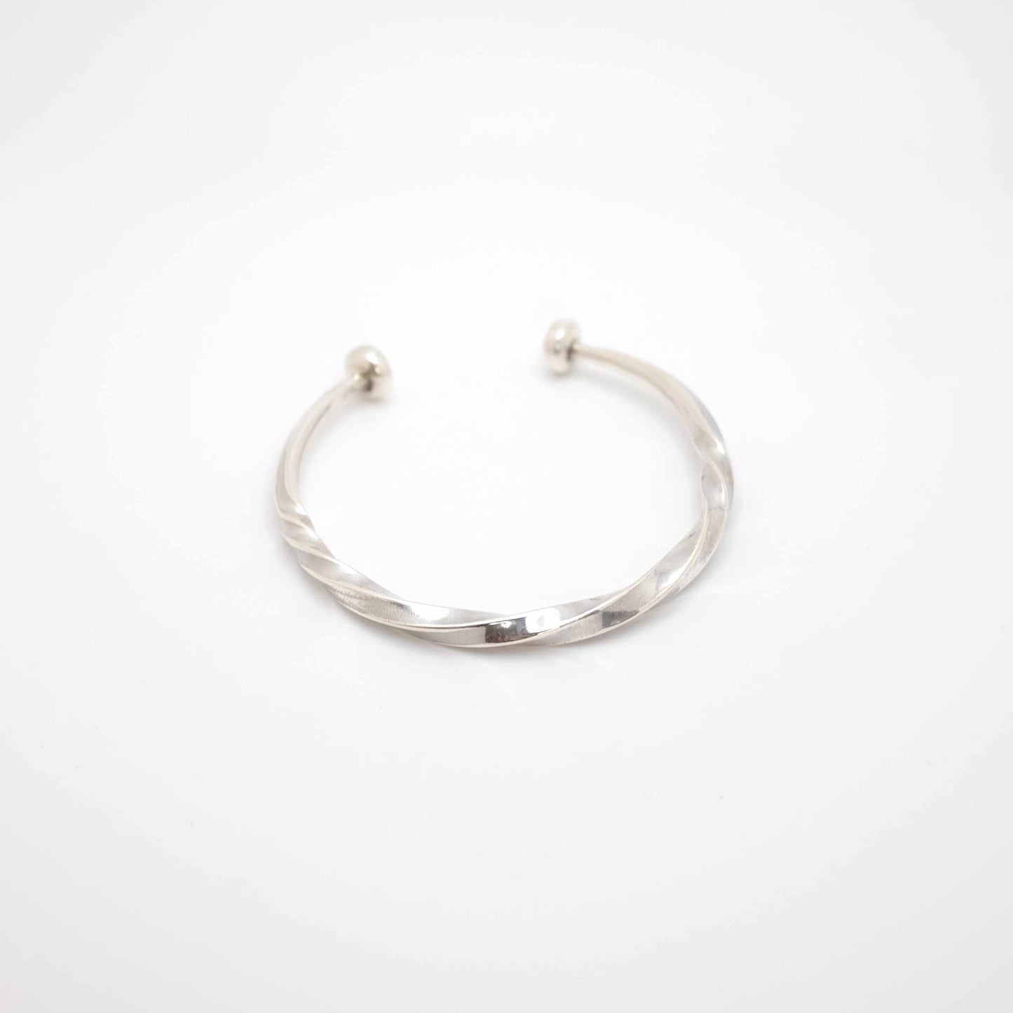 Simple Spiral Cuff